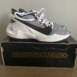 Nike Freak 2 size 6.5Y